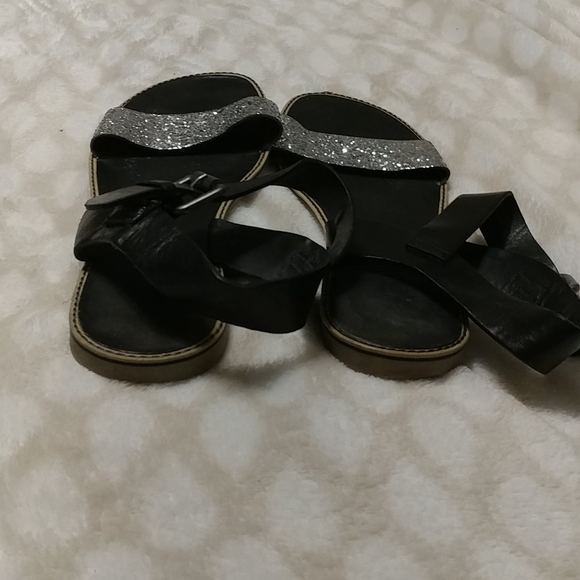 Vera Wang Glitter Strap Sandals - Picture 4 of 4